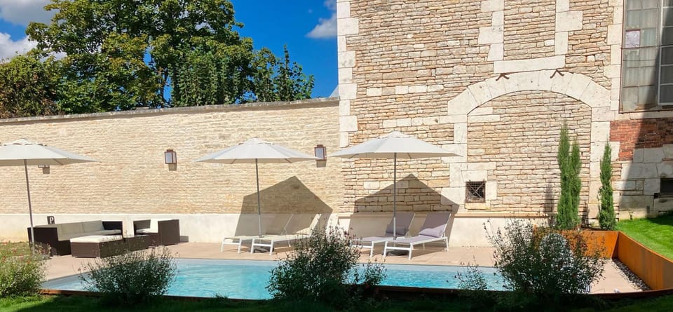 Garden, Pool view, Swimming pool, sunbed
