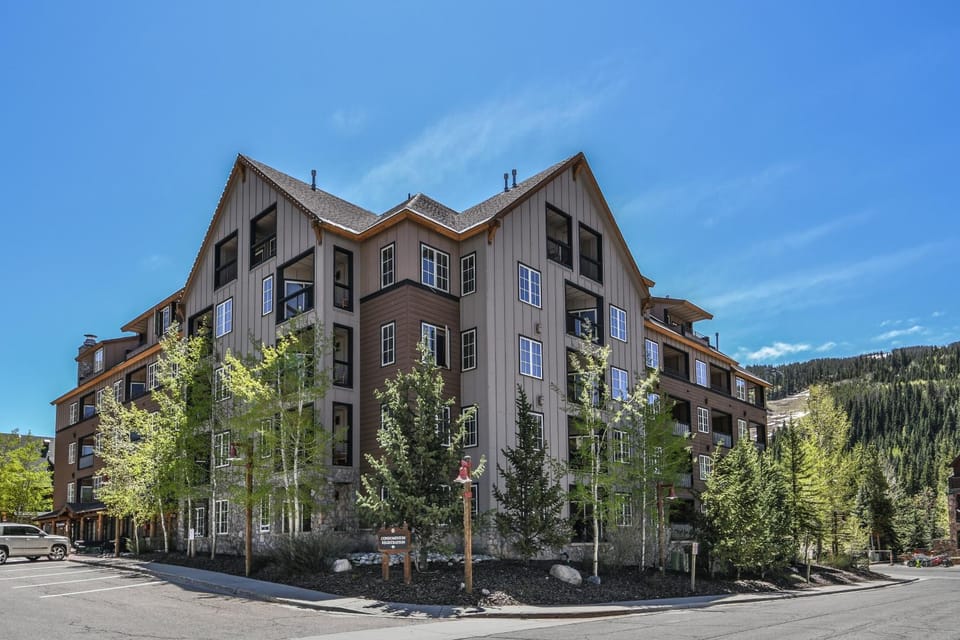 Dakota Lodge 8518 by SummitCove Lodging in Colorado House in Keystone