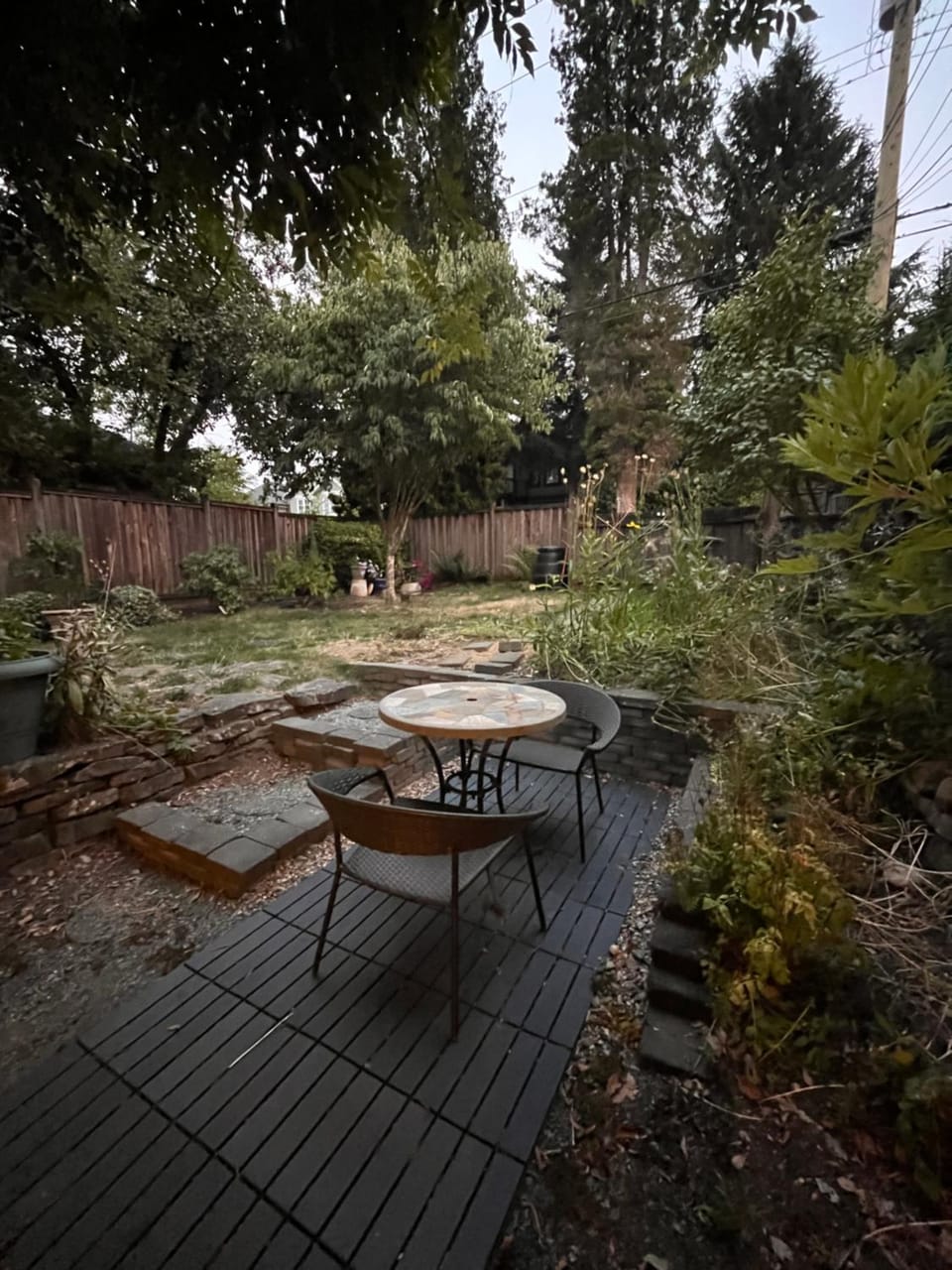 Compact private room, private bathroom, laundry & free parking in a lovely Vancouver neighborhood Bed and Breakfast in Vancouver