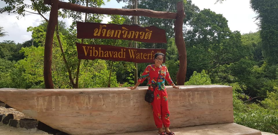 Nearby landmark