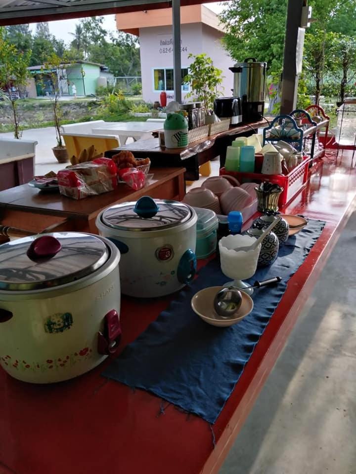 บ้านฟ้ารักตะวัน House in Thailand