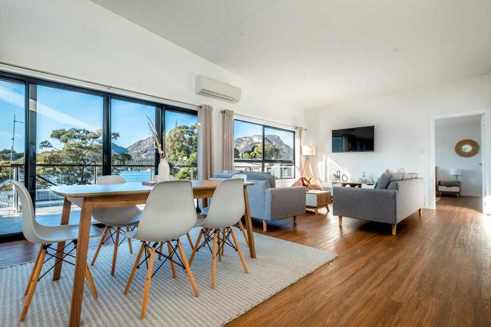 Property building, View (from property/room), View (from property/room), Garden view, Landmark view, Landmark view, Mountain view, Mountain view, Sea view, Sea view, Inner courtyard view