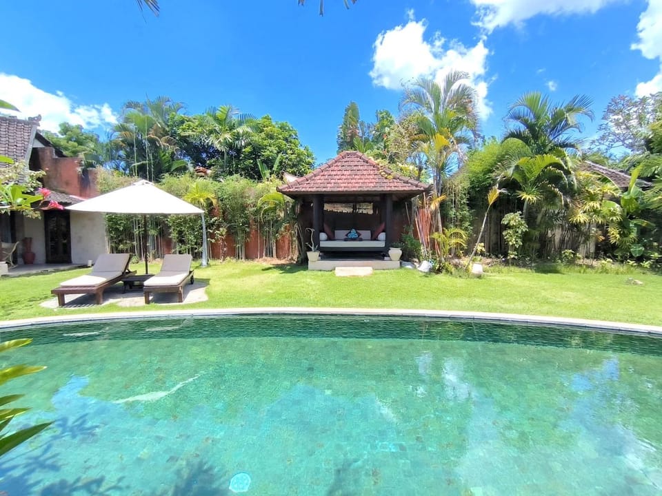 Garden view, Swimming pool