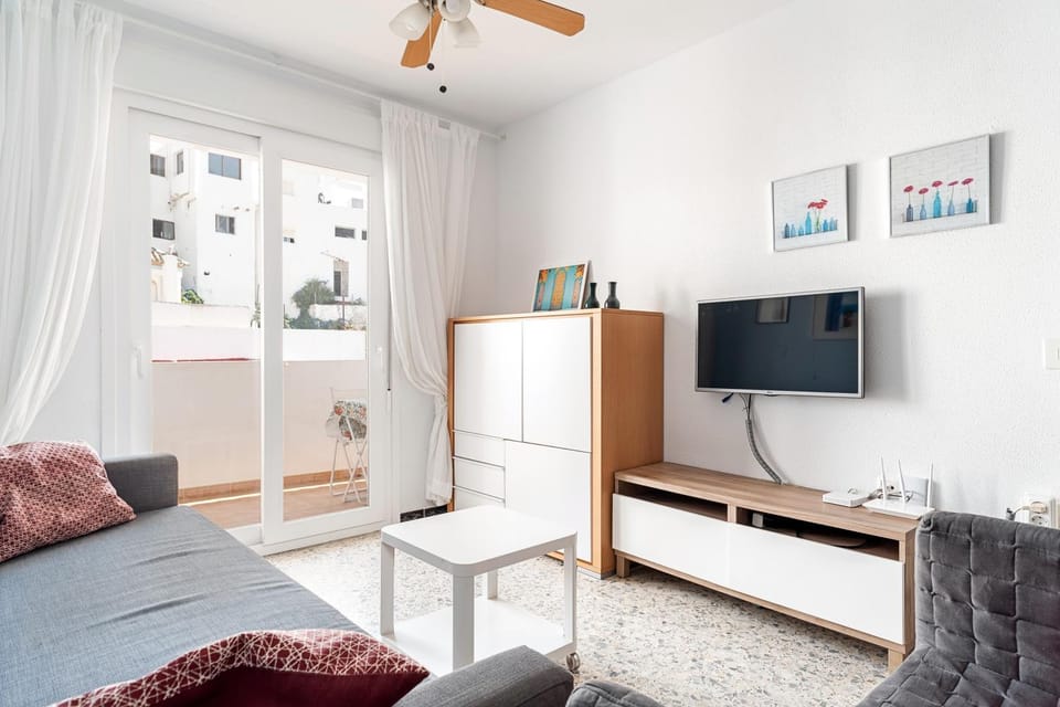 Living room, Bedroom