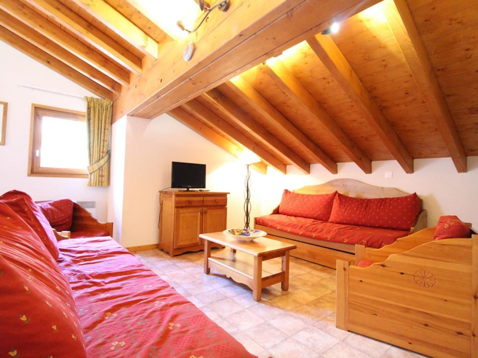 Appartement 7 pers. au centre de Val Cenis, proche pistes et commodités - FR-1-508-7 Apartment in Piedmont