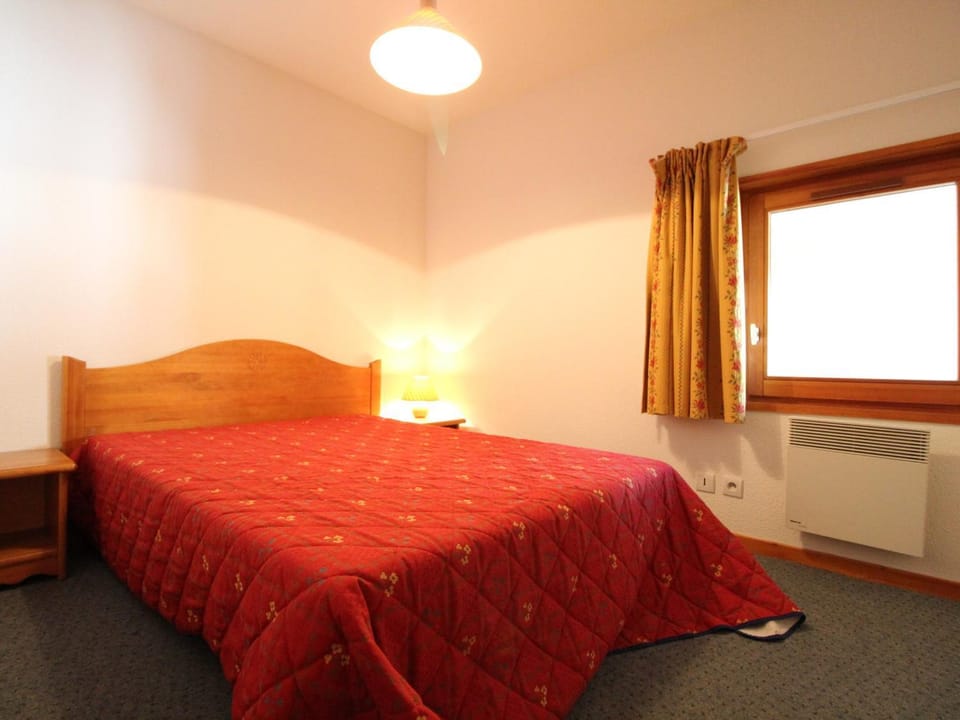 Appartement 6 pers, centre village, proche pistes, 52m², balcon, WIFI, casier à skis, draps inclus - FR-1-508-12 Apartment in Piedmont