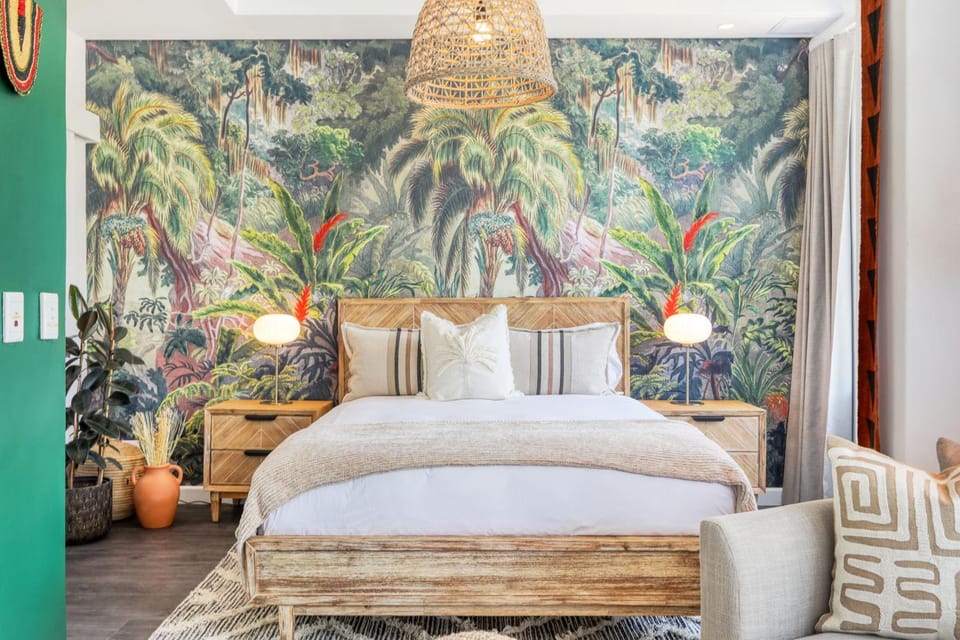 Bed, Photo of the whole room, Decorative detail, Bedroom