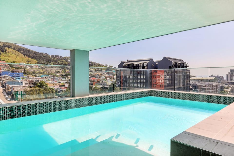Day, Mountain view, Swimming pool