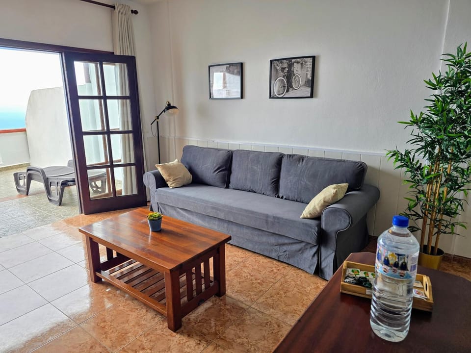VV Mirador Isla Bonita "by henrypole home" House in La Palma