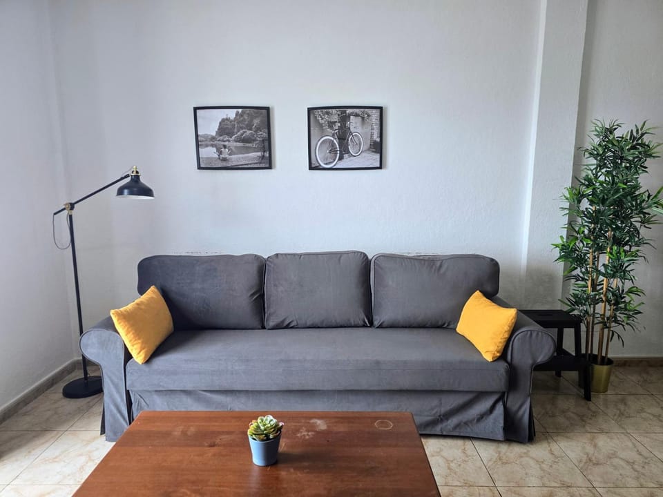 VV Mirador Isla Bonita "by henrypole home" House in La Palma