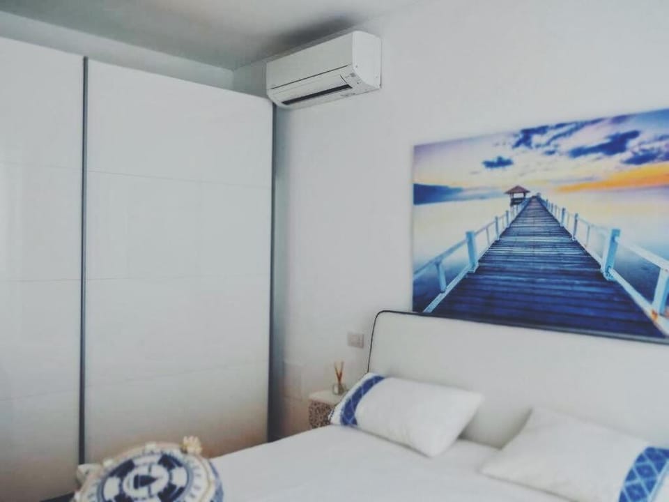 Dimora Punta Azzurra- Enjoy Apulia Apartment in Polignano a Mare
