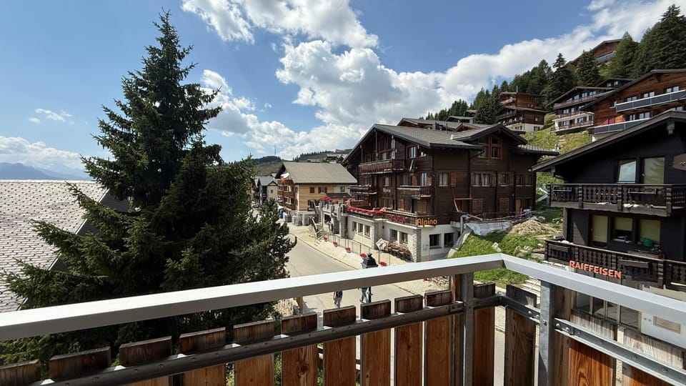 View (from property/room), Balcony/Terrace