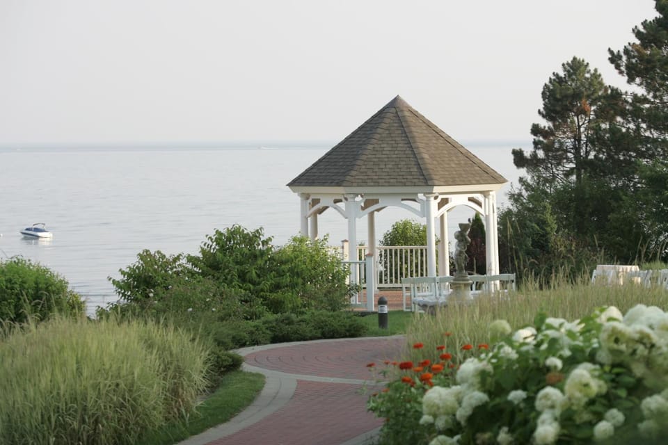 Waters Edge Resort and Spa TimeShare Hotel in Westbrook
