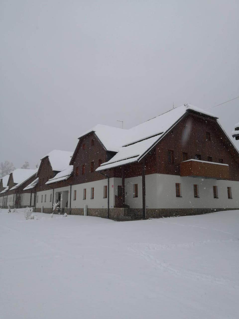 Winter, On site