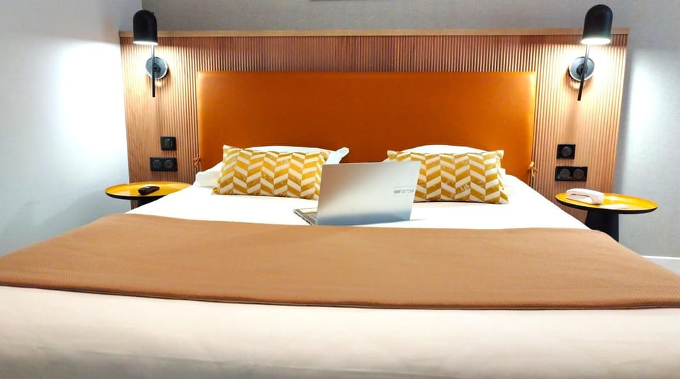 Property building, Bedroom