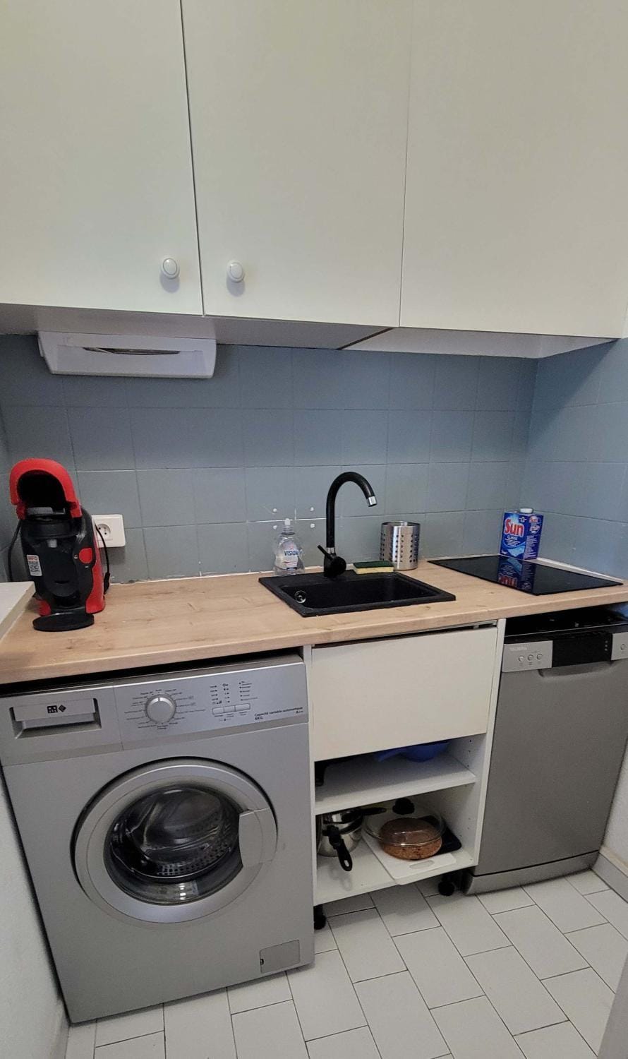 Studio cabine climatisé avec parking au Couchant Cabin in La Grande-Motte