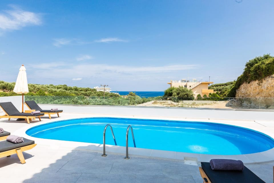 Pool view, Sea view, Swimming pool