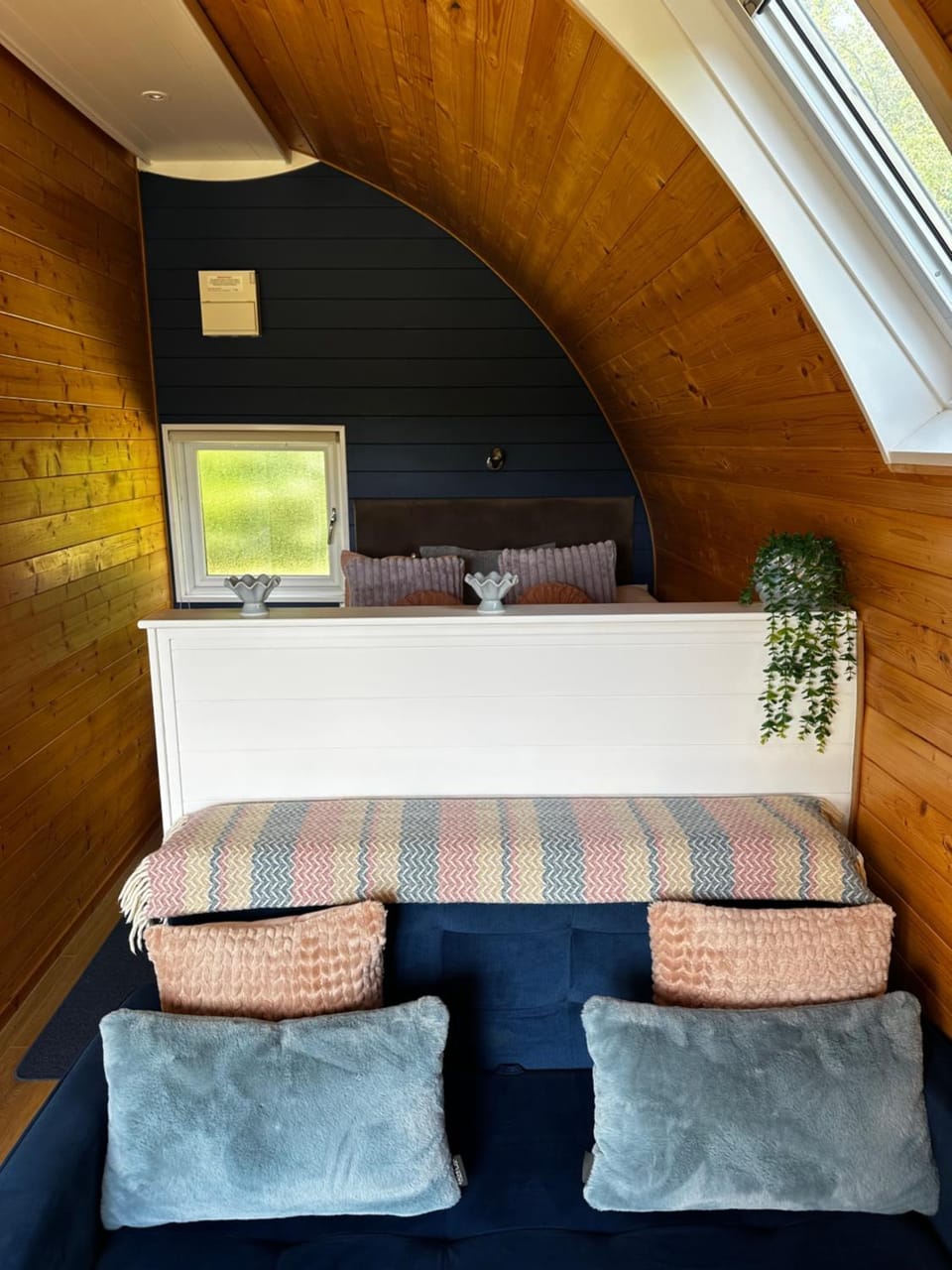 Seating area, Bedroom