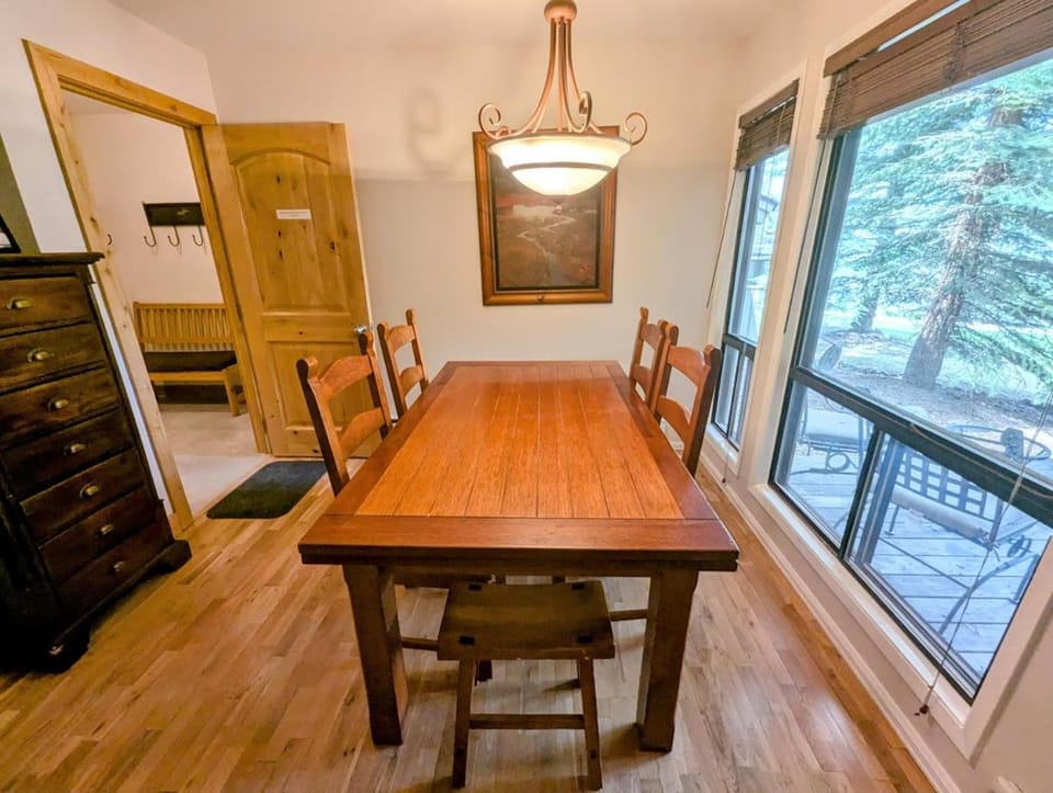 Flying Dutchman 1164 by SummitCove Lodging in Colorado House in Keystone