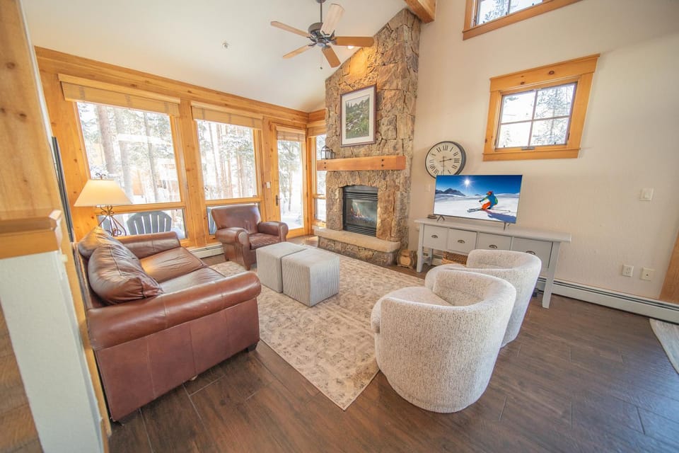 Settlers Creek 6565 by SummitCove Lodging in Colorado House in Keystone