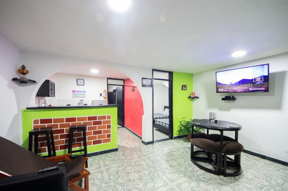 Communal lounge/ TV room, TV and multimedia, Living room, Dining area