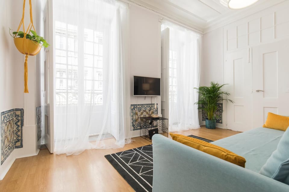 Communal lounge/ TV room, Living room, Seating area