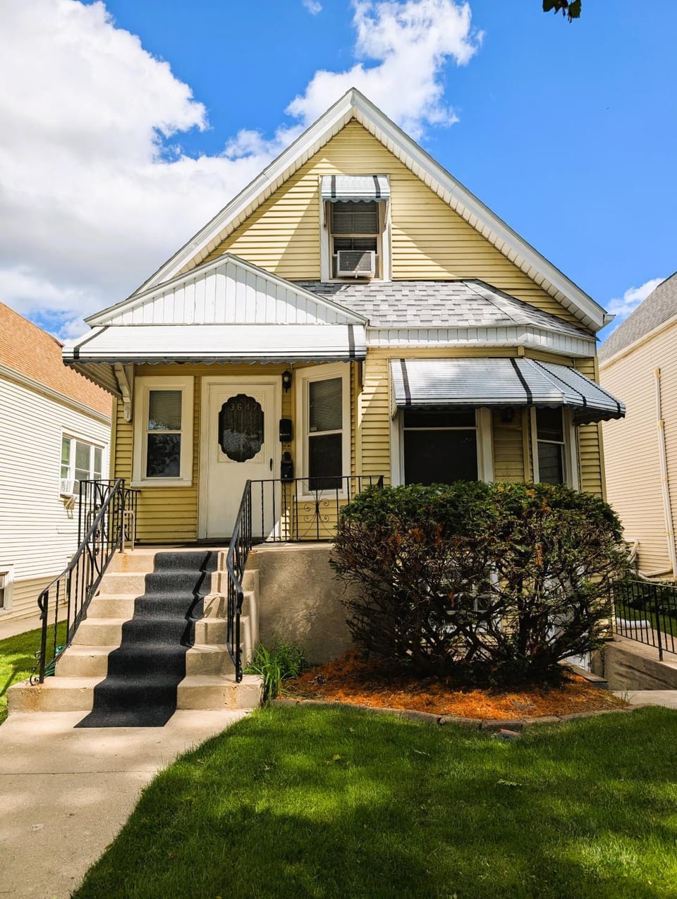 The Avondale Attic Apartment in Chicago