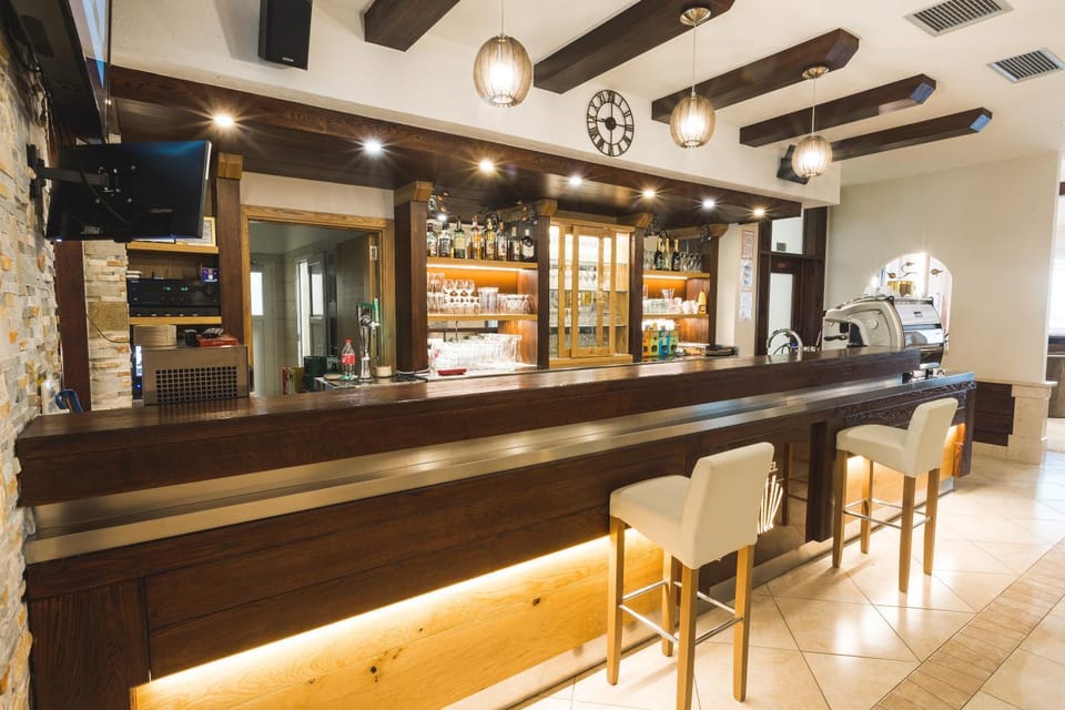 HOTEL SMUK Hotel in Slovenia