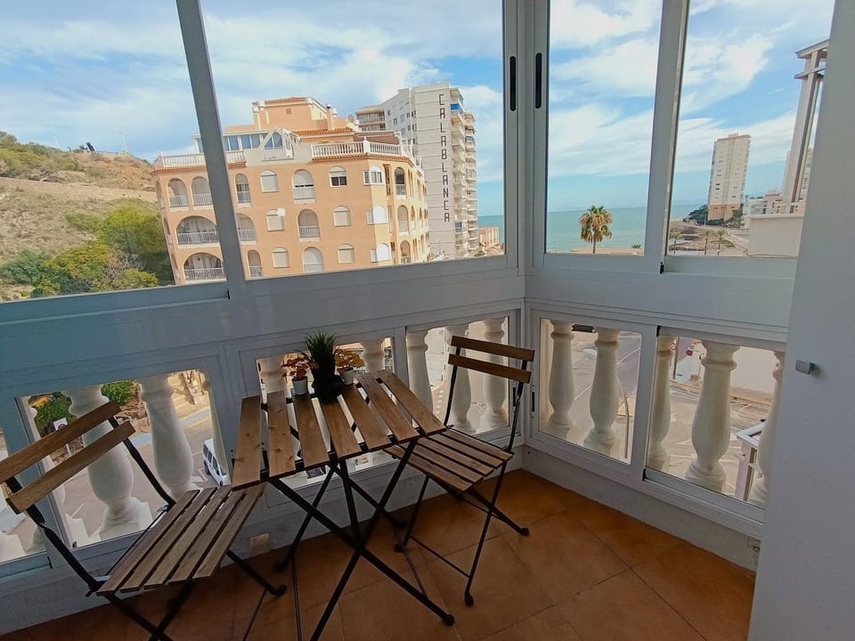 Off site, Balcony/Terrace
