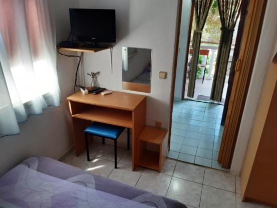 Apartman jednosoban i trosoban Apartment in Šibenik-Knin County, Croatia