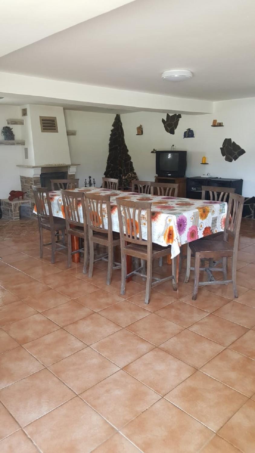 Restaurant/places to eat, Lounge or bar, Meeting/conference room