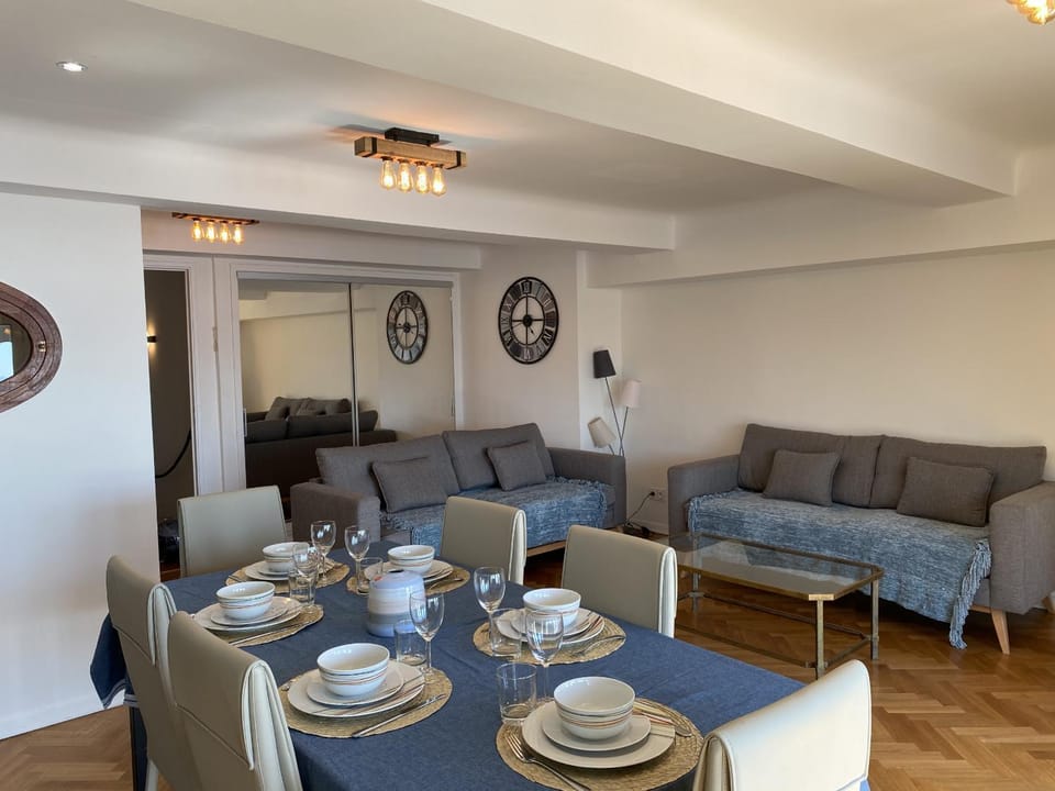 Communal lounge/ TV room, Living room