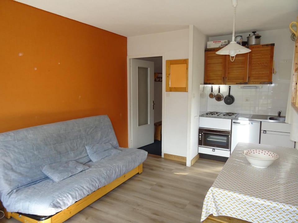 Appartement 2 pièces 6 pers, Plan Peisey, proche commerces et pistes - FR-1-411-79 Apartment in Bellentre