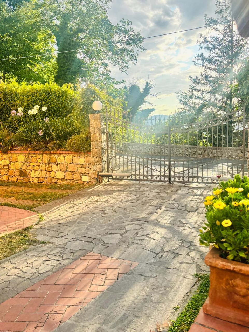 Camera Il Montetto3 -Giardino privato -parcheggio privato- Vicino a Lerici Bed and Breakfast in Province of Massa and Carrara