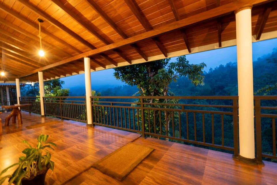 Patio, Natural landscape, View (from property/room), Balcony/Terrace