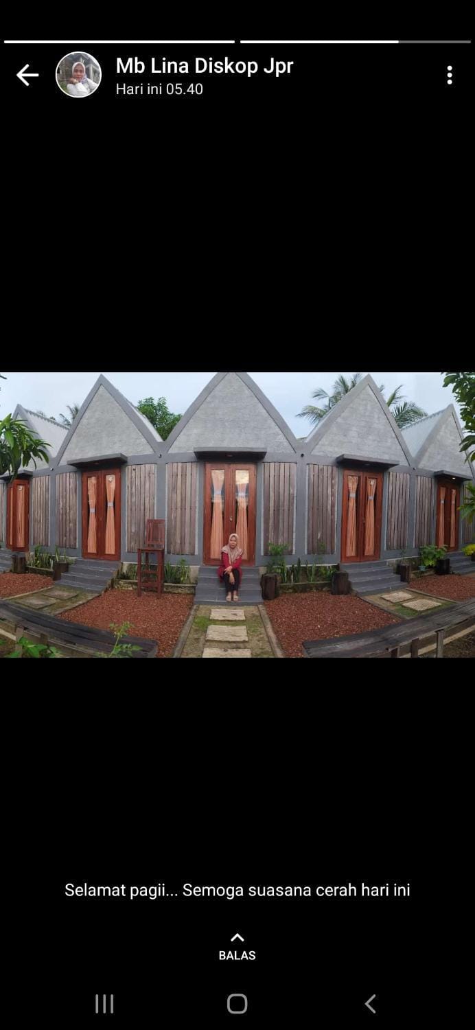 E2 GUEST HOUSE Bed and Breakfast in Indonesia