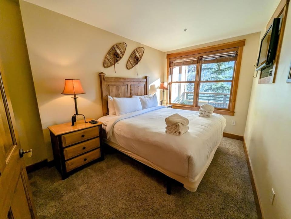 Springs 8846 by SummitCove Lodging in Colorado House in Keystone