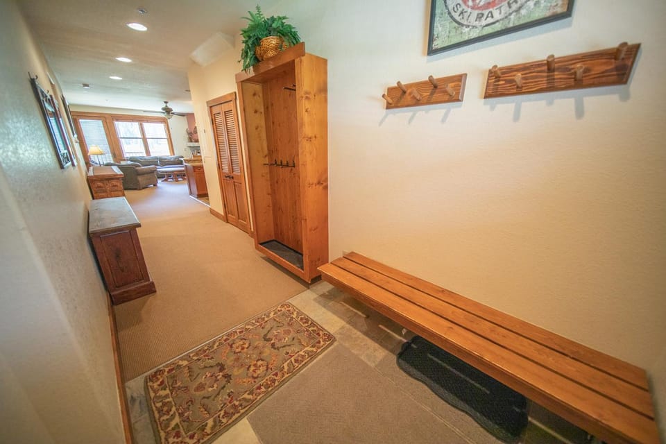 Red Hawk Townhomes 2352 by SummitCove Lodging in Colorado House in Keystone