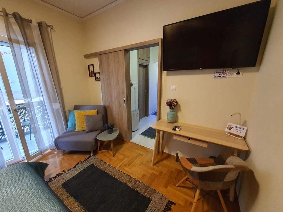 Cozy Little Home Apartment in Kallithea