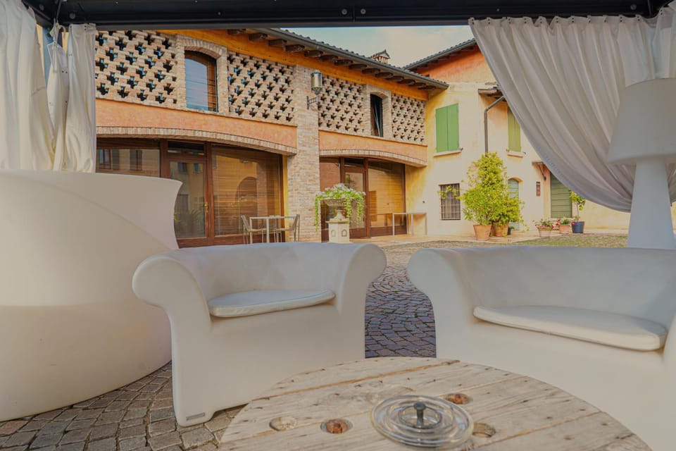 Inner courtyard view