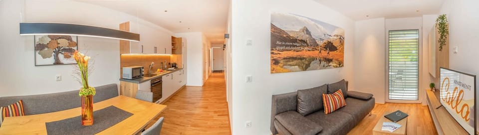 Living room, Decorative detail, Seating area