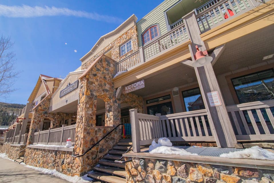 Expedition Station 8622 by SummitCove Lodging in Colorado House in Keystone