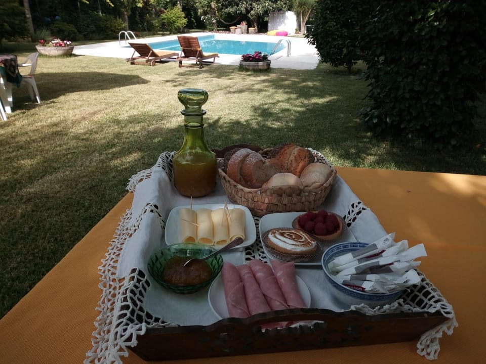 Balcony/Terrace, Meals, Continental breakfast, Continental breakfast
