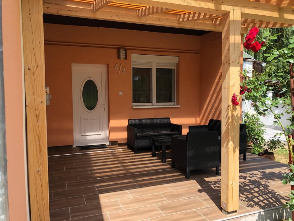 Property building, Balcony/Terrace