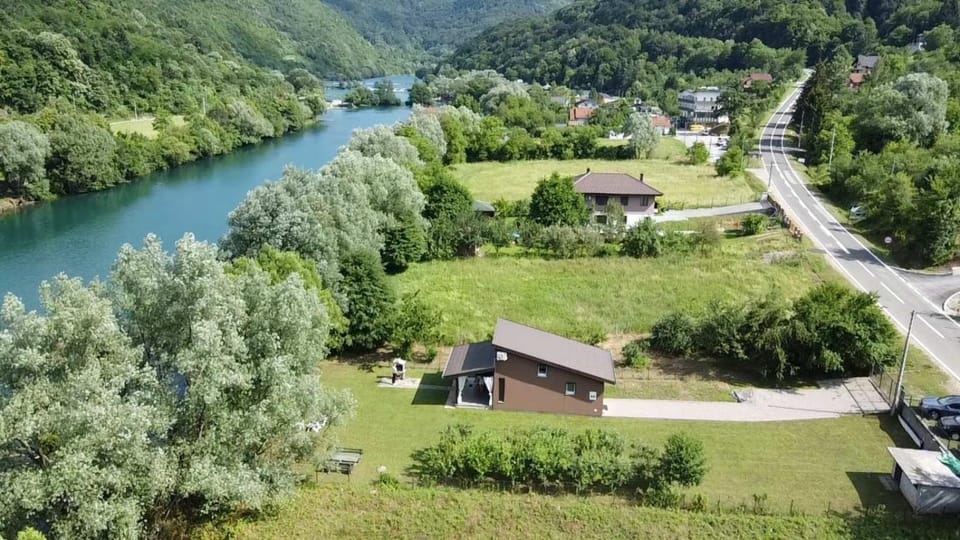 Property building, Bird's eye view, River view, Street view