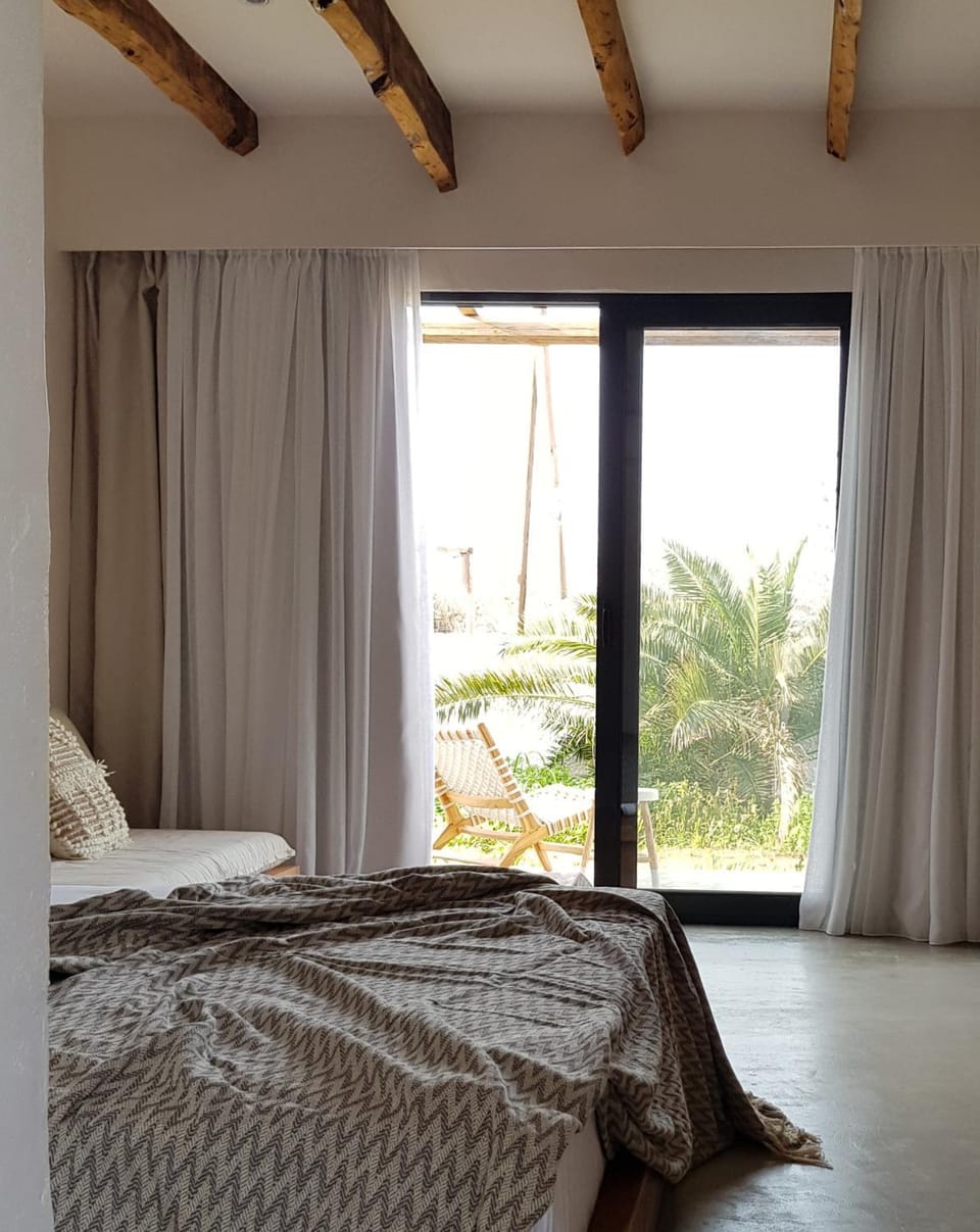 Bedroom, Garden view