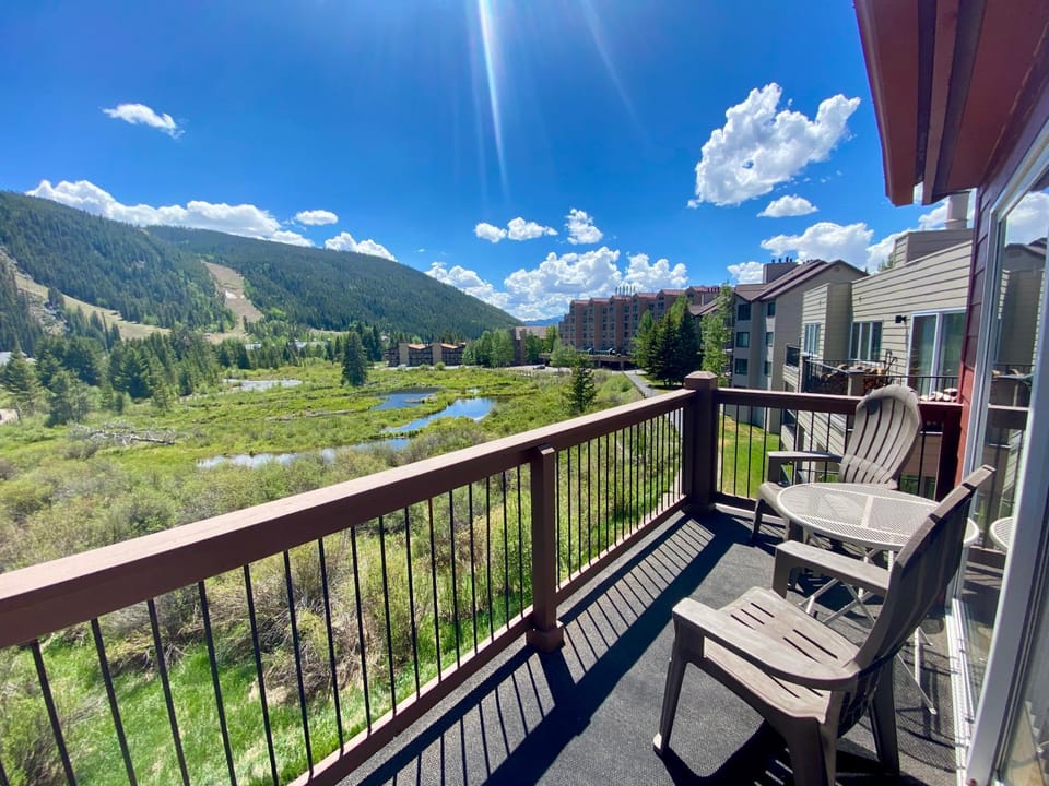 Cinnamon Ridge B304 by SummitCove Lodging in Colorado House in Keystone
