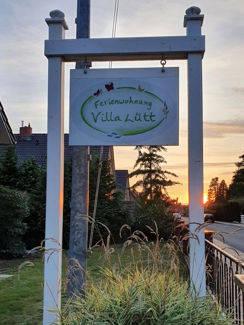 Logo/Certificate/Sign