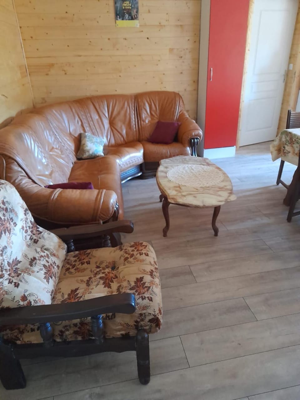 Maisons du Père Paille House in Auvergne-Rhône-Alpes