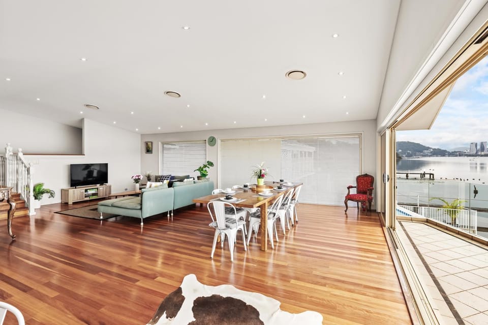 Karoola House in Central Coast